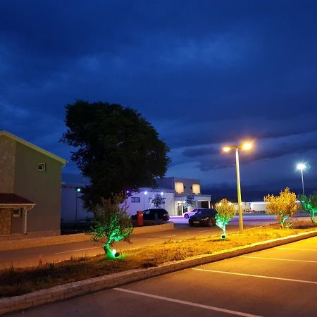 فندق Diamond نين المظهر الخارجي الصورة