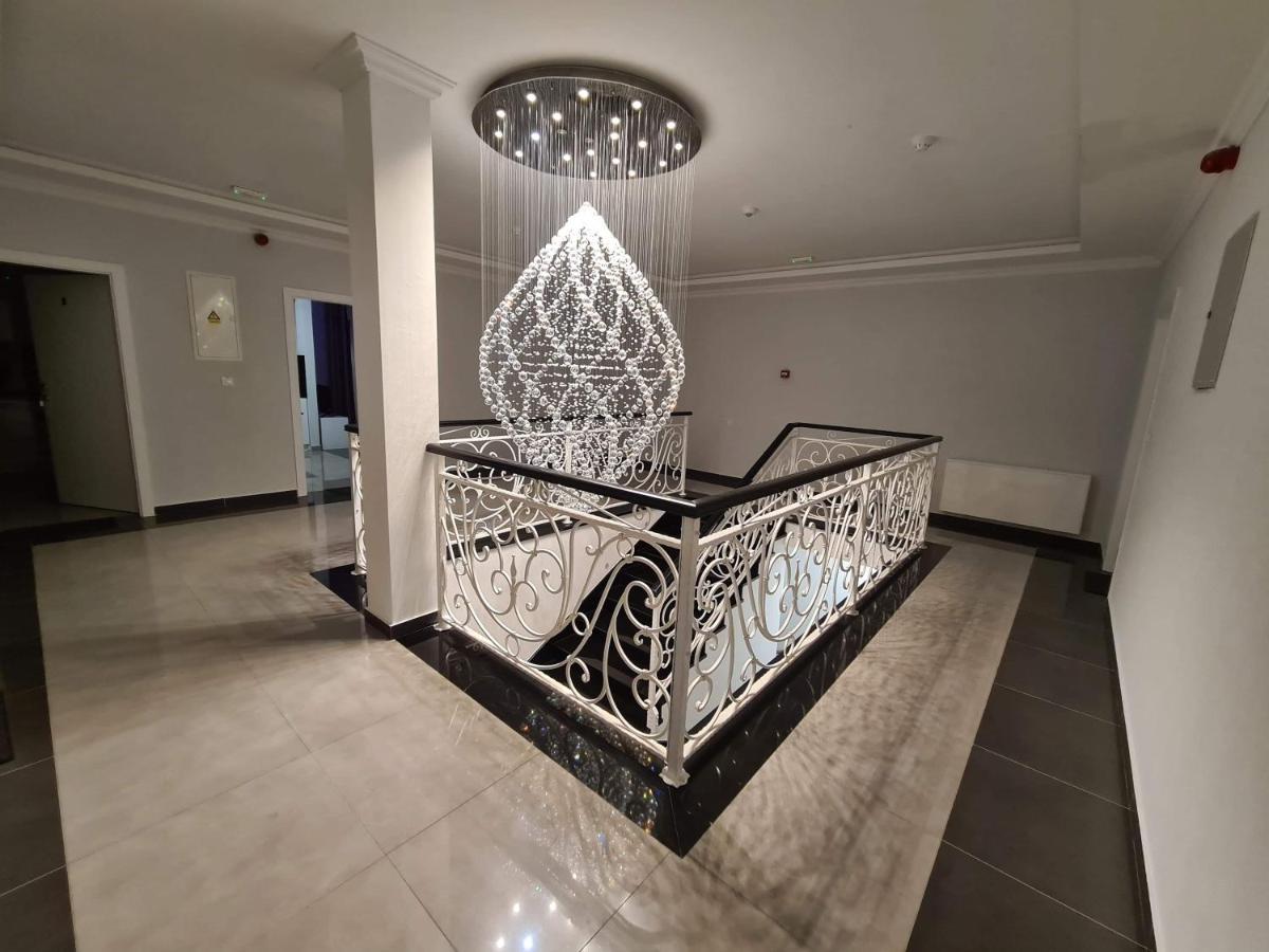 فندق Diamond نين المظهر الخارجي الصورة