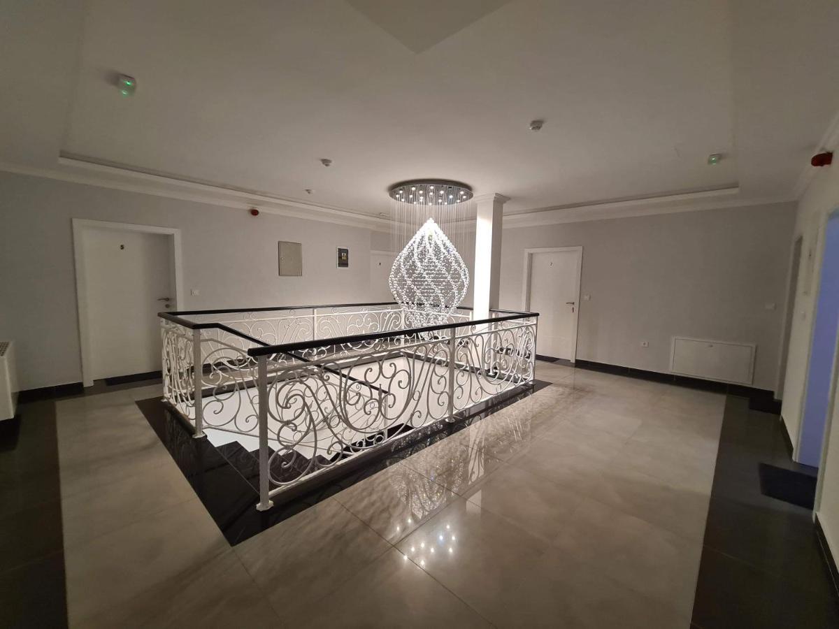 فندق Diamond نين المظهر الخارجي الصورة
